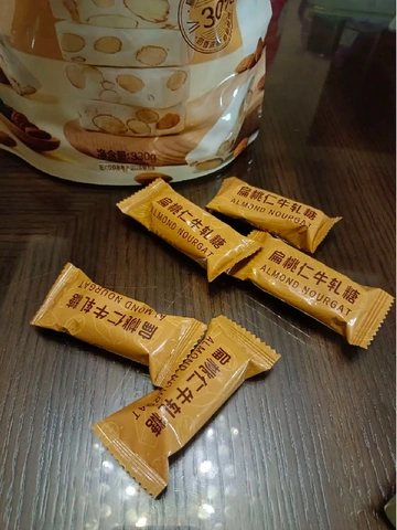 想给全世界安利这款扁桃仁牛轧糖！