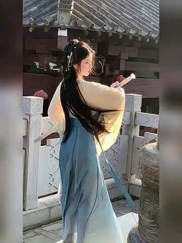 给闺蜜的汉服礼物👗这个有点意思～