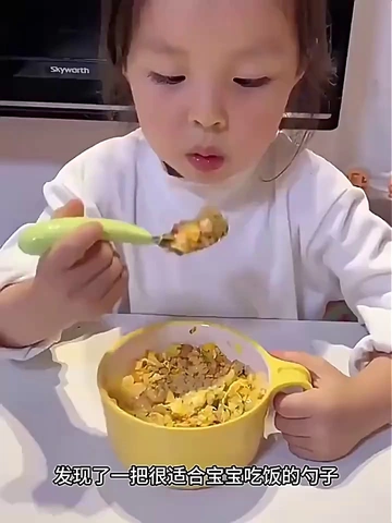 宝宝自主进食难？勺子选不对真的会“摆烂”！