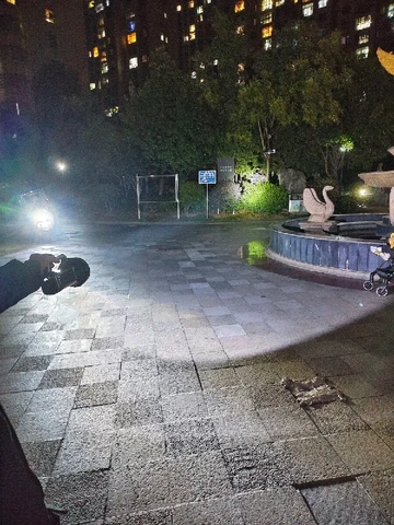 以光破暗，照明没在怕的！