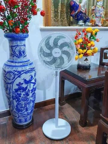 谁懂啊…夏天真的好考验风扇啊…