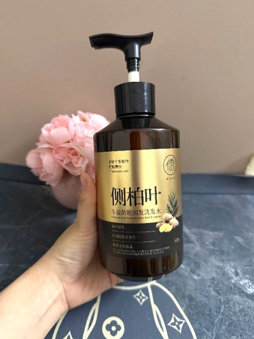 儒意防脱育发洗发水就是我的心头爱！