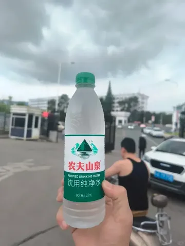 喝水星人救星！真不愧是瓶装水界性价比卷王