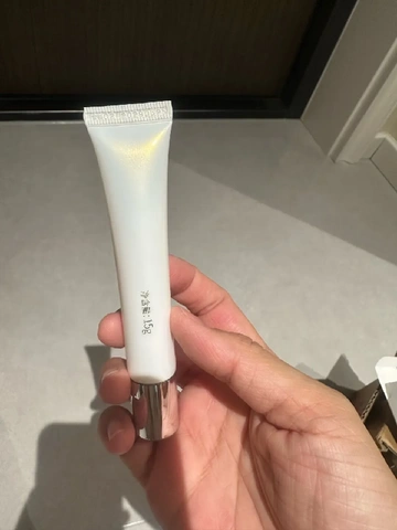 各位精致小主，小女子在此有礼了～