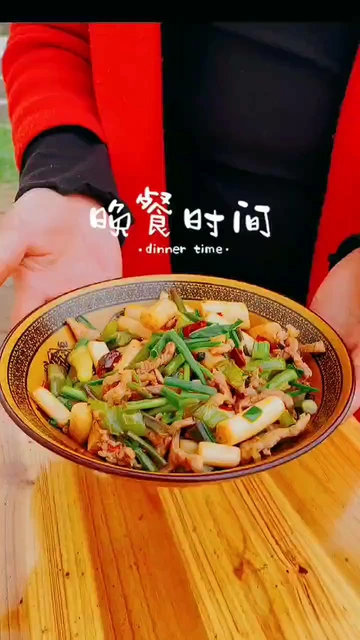 🍱酸辣脆爽，洪湖美味来袭！