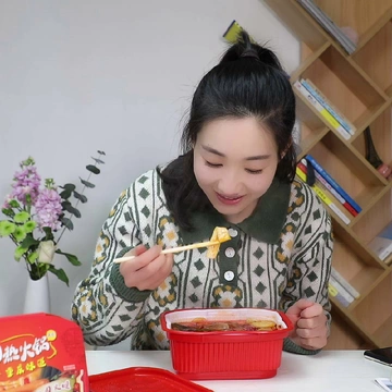 吃货党听劝！这自热火锅真的好吃到跺脚~