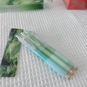 文具控的福音！这中性笔刷题超绝！