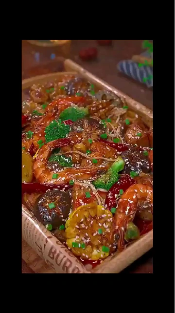 麻辣香锅这样做！！香到舔手指