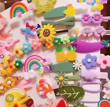 我女鹅戴这发夹也太好看了吧啊啊啊啊啊