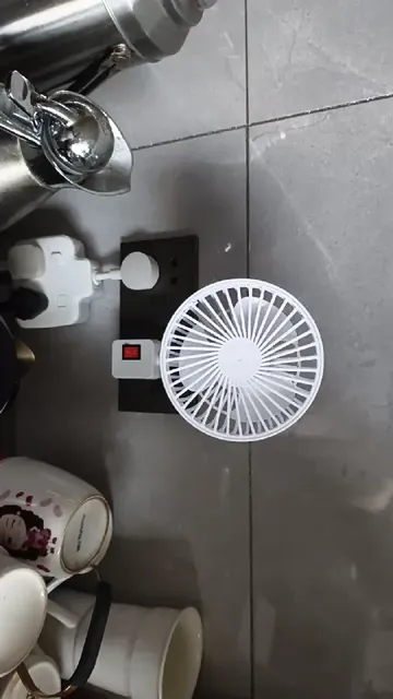 夏日清凉指南：这款小风扇承包你的舒爽卧室时光！