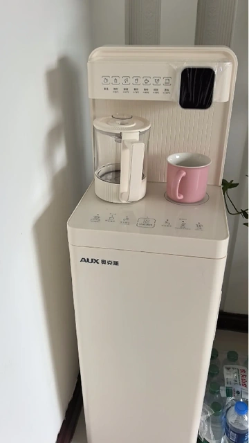🏮团聚时刻| 热茶暖人心，便捷共分享