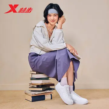💖邂逅春夏｜情侣板鞋的时尚之约！👫