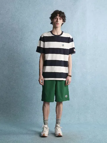 25+的型男必备！条纹T恤打造日常休闲潮流风