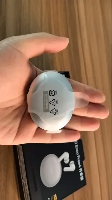 🤳：让我看看是谁还没拥有超好用的蓝牙耳机❗️
