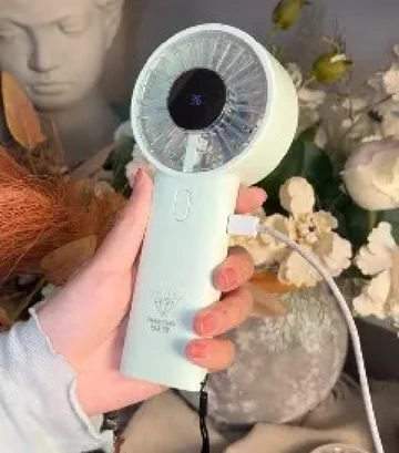 小身板大能量！这小风扇直接吹走闷热！