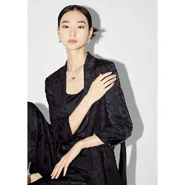 西装控必看！迪赛尼斯新中式提花西装全线测评