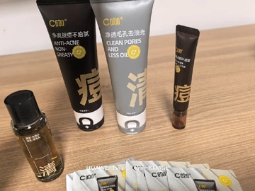 痘痘肌洗脸烦恼？在C咖这里😎 油光痘痘全退散！